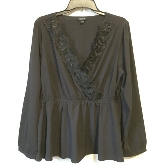 Torrid Lacy V-Neck Gothic Babydoll Blouse - Picture 2 of 16